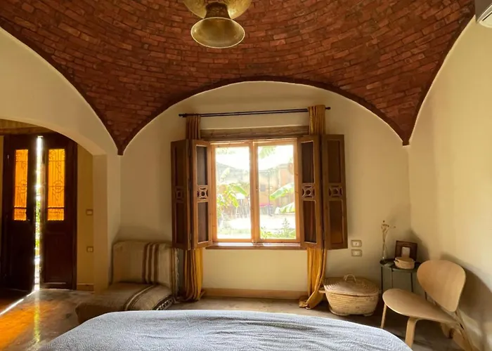 Mannam & Beautiful Garden Apartment *